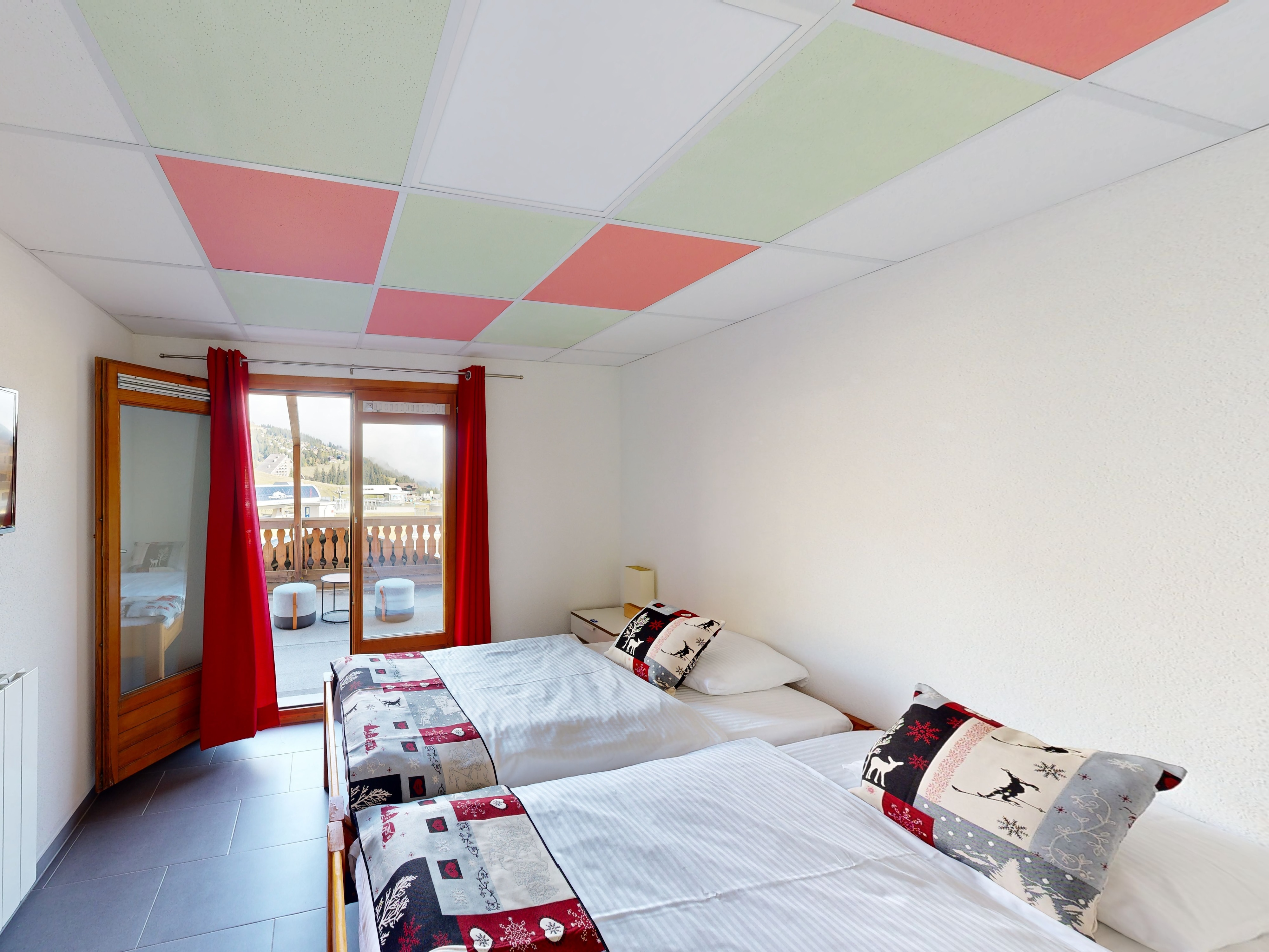 schweiz, frankreich, les portes du soleil, les crosets, snowboard reisen, skiurlaub, berlin bus, busreisen, gruppenreisen, skireisen, sporthotel, kinder ski, sportclub, skihütte, preiswert, montriond, familienreisen