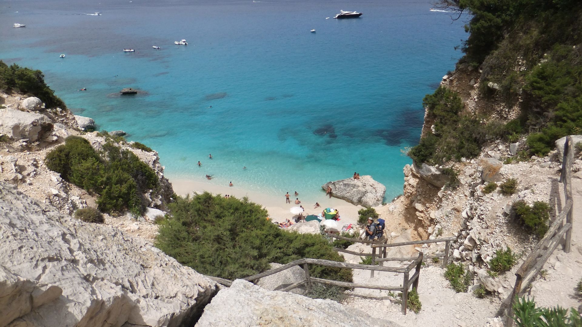 italien, sardinien, santa lucia, mandragola, villadoria, villaggio la foce, camping, bungalow, hotel, appartment, ferienwohnung, preiswert, günstig, familie, kinder, familienurlaub, tauch, schnorchel, surf, segel, meer