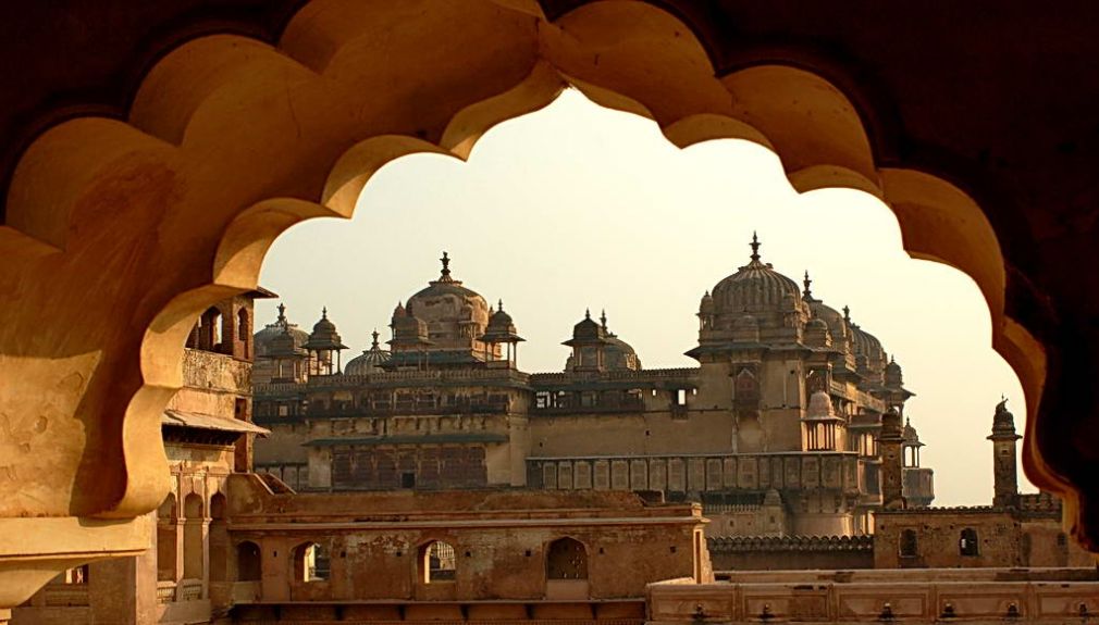 indien, motorrad, motorradreisen, touren, gruppenreise, rundfahrten, enfield, preiswert, günstig, Delhi, Agra, Gwalior, Orchha, Chanderi, Sanchi, Sagar, Khajuraho, Varanasi