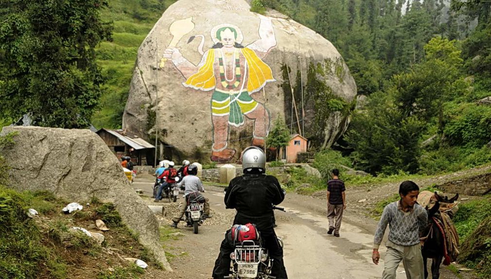 Enfield-Tour Ladakh & Kashmir Ride himalaya, indien, motorrad, motorradreisen, touren, gruppenreise, rundfahrten, enfield, preiswert, günstig, Delhi, Chandigarh, Shimla, Chindi, Rewalsar, Mandi, Nagar, Keylong, Sarchu, Diskit, pangong, Lamayuro, Nubra, Kargil, Srinagar, Kashmir, Kaschmir,