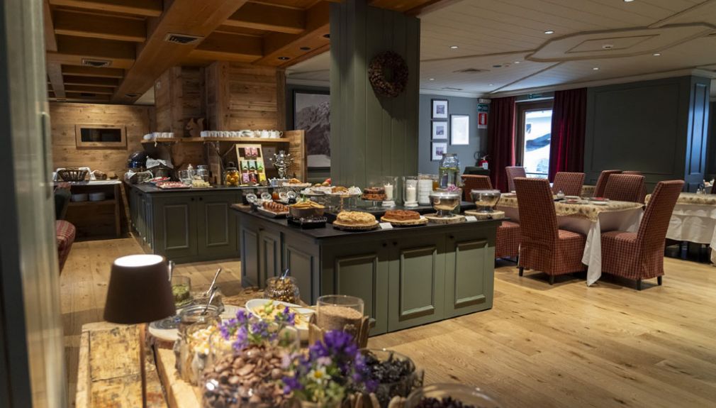 Hotel ALÙ - Restaurant italien, bormio, Santa Caterina - Valdidentro, livigno, snowboard reisen, skiurlaub, berlin bus, busreisen, gruppenreisen, skireisen, sporthotel, kinder ski, sportclub, skihütte, preiswert, alu, familienreisen