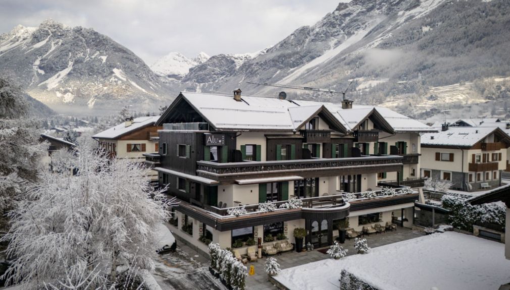 Hotel ALÙ italien, bormio, Santa Caterina - Valdidentro, livigno, snowboard reisen, skiurlaub, berlin bus, busreisen, gruppenreisen, skireisen, sporthotel, kinder ski, sportclub, skihütte, preiswert, alu, familienreisen