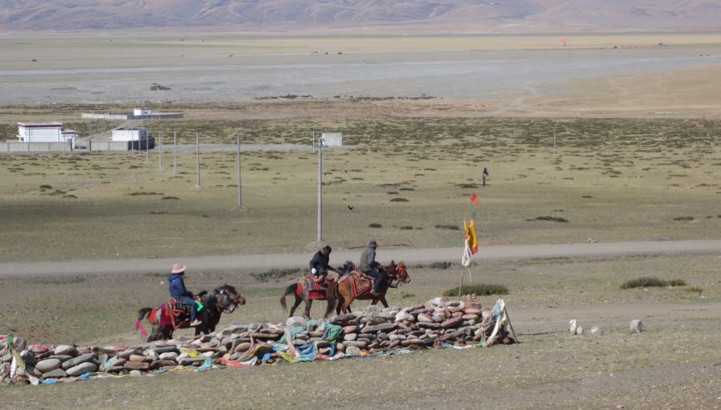 tibet, china, motorrad, motorradreisen, touren, gruppenreise, rundfahrten, enfield, preiswert, günstig, Chengdu, Lhasa, Shelkar, Saga, Zanda, Gyantse, Tingri, Mount Everest, Shigatse, Lhasa