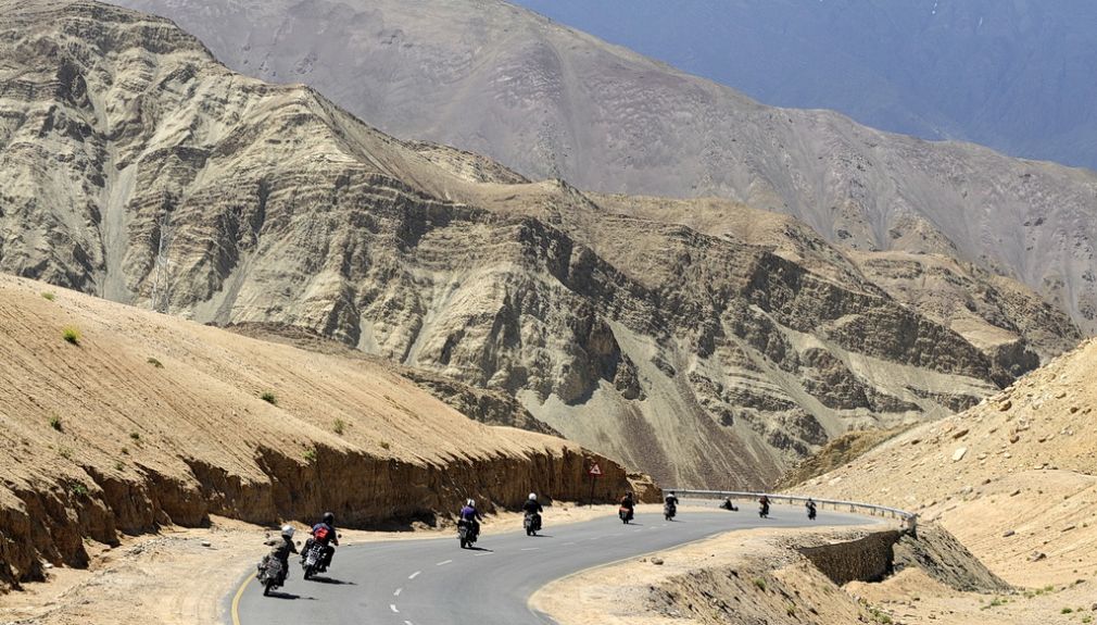 Enfield-Tour Crossing India - Himalaya leh, alchi, kargil, kardung, taj mahal, jodhpur, jaipur, ladakh, rajasthan, tamil nadu, kerala, munner, goa