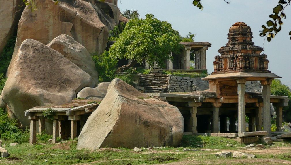 indien, motorrad, motorradreisen, touren, gruppenreise, rundfahrten, enfield, preiswert, günstig, Mumbai, Nashik, Ajanta, Ellora, Solapur, Pattadakal, Badami, Hampi, Goa, Kholapur, Panchgani, Mumbai