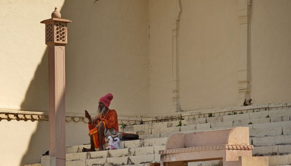 Enfield-Tour Crossing India - Pushkar leh, alchi, kargil, kardung, taj mahal, jodhpur, jaipur, ladakh, rajasthan, tamil nadu, kerala, munner, goa