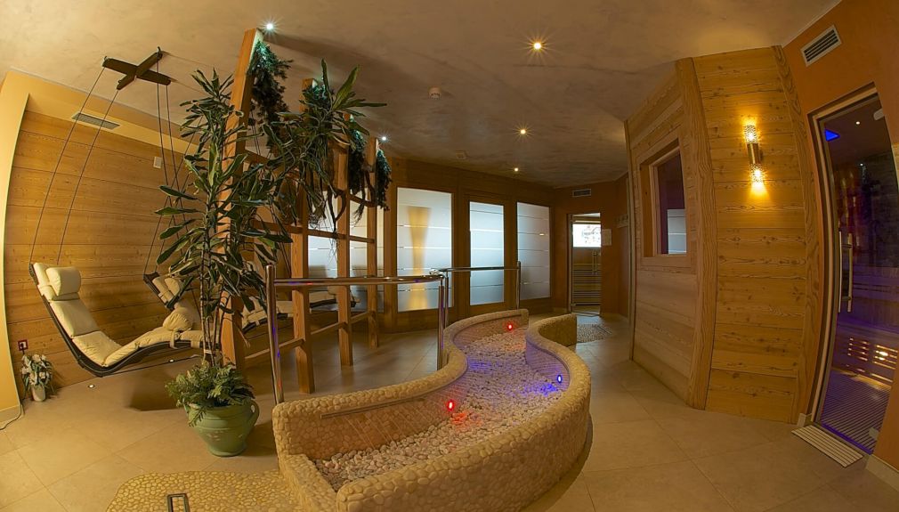 Hotel Negritella - Wellnessbereich Ski, italien, pontedilegno, tonale, Gruppenreisen, Reisen, Snowboard, Skikurse, Kinderbetreuung, Winter,, pistenplan