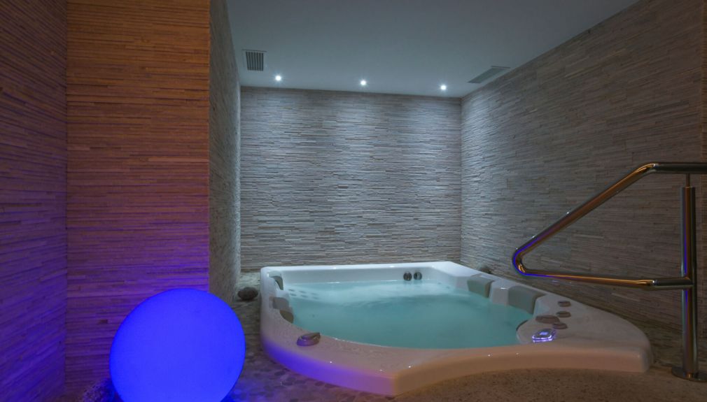 Hotel Negritella - Wellnessbereich Ski, italien, pontedilegno, tonale, Gruppenreisen, Reisen, Snowboard, Skikurse, Kinderbetreuung, Winter,, pistenplan