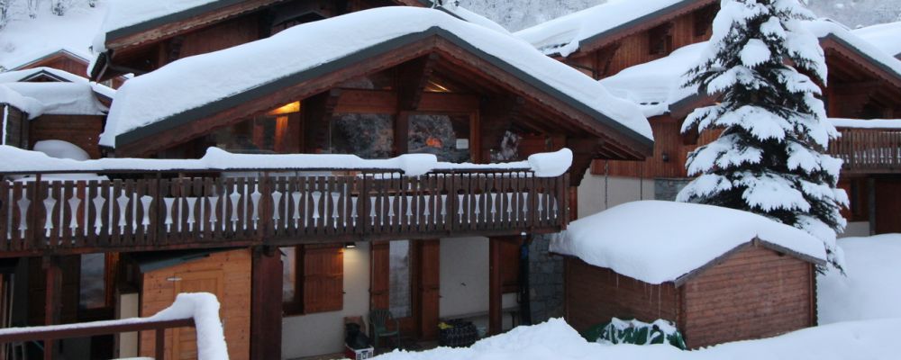 Chalet Le Marteret frankreich, 3 valle, trois, vallé, Bettex, snowboard reisen, skiurlaub, berlin bus, busreisen, gruppenreisen, skireisen, sporthotel, kinder ski, sportclub, skihütte, preiswert, marteret, familienreisen