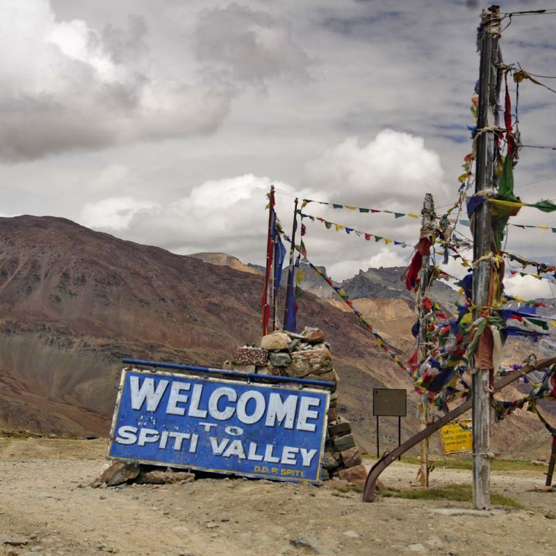 himalaya, indien, motorrad, motorradreisen, touren, gruppenreise, rundfahrten, enfield, preiswert, günstig, Delhi, Leh, Alchi, Likir, Indus, ladakh, Kargil, Dha Hanu, Batalik, Pensi La, suru, Zanskar, Nun-Kun, Padum, Lamayuru, Srinagar, Lamayuru, Nubra Ta