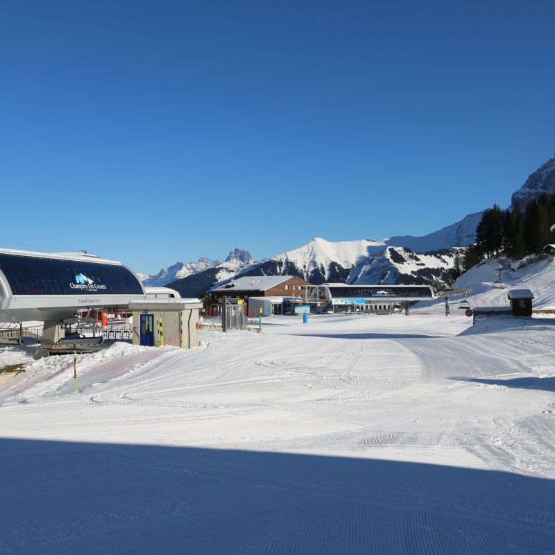 schweiz, frankreich, les portes du soleil, les crosets, snowboard reisen, skiurlaub, berlin bus, busreisen, gruppenreisen, skireisen, sporthotel, kinder ski, sportclub, skihütte, preiswert, montriond, familienreisen