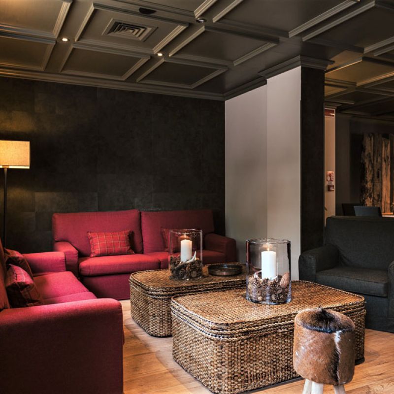 Hotel ALÙ - Rezeption italien, bormio, Santa Caterina - Valdidentro, livigno, snowboard reisen, skiurlaub, berlin bus, busreisen, gruppenreisen, skireisen, sporthotel, kinder ski, sportclub, skihütte, preiswert, alu, familienreisen