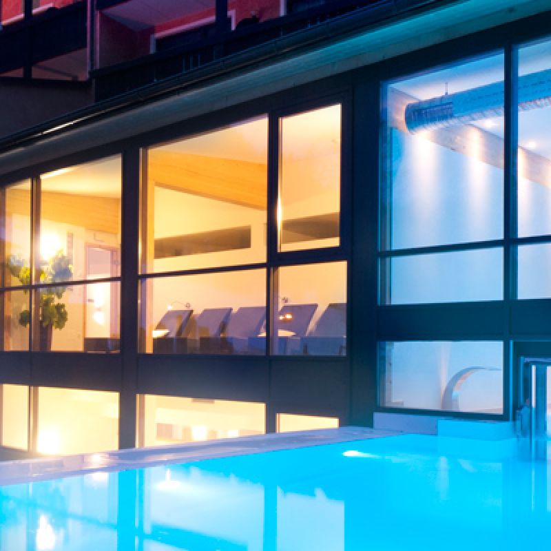 Parc Hotel - Pool italien, sulden, snowboard reisen, skiurlaub, berlin bus, busreisen, gruppenreisen, skireisen, ski, skihütte, preiswert, parc, gourmet, familienreisen