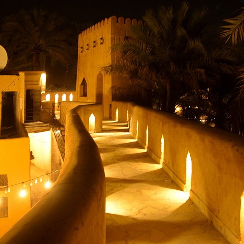 mittlerer osten, oman, motorrad, motorradreisen, touren, gruppenreise, rundfahrten,  preiswert, günstig, wüste, Dubai, Sohar, Hajar Gebirge, Al Musanaah, Muscat, Sur, Wadi Shab, Wadi Bani Khaled, Nizwa, Jabel Shams, Al Hamra, Misfakh, Ibri